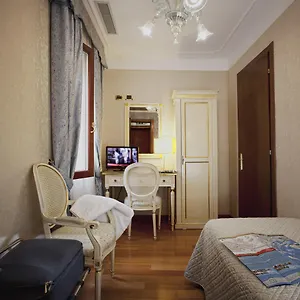 Ca' D'oro - Wenice Deep Culture Hotel